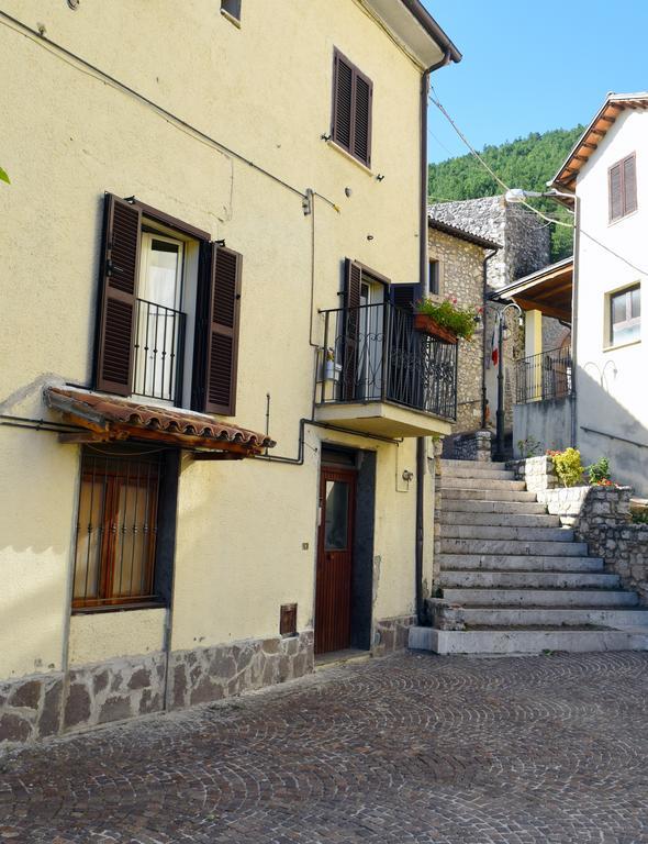La Casetta Dei Desideri Poggio Bustone Luaran gambar